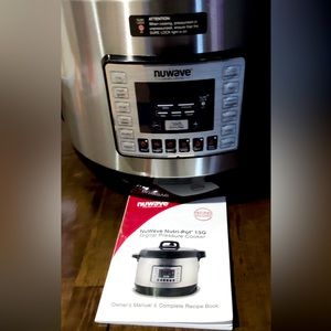 NuWave Multi-cooker 13 quart ideal for large meals